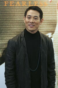 Jet Li at a Hong Kong news conference for "Fearless."