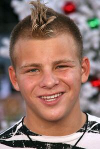 Jonathan Lipnicki at the Hollywood premiere of "Fred Claus."