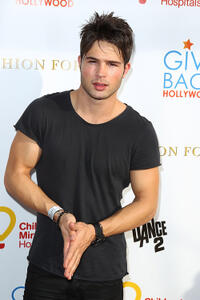 Cody Longo at the Give Back Hollywood Foundation & Fashion Forms "The Giving Lounge" in California.