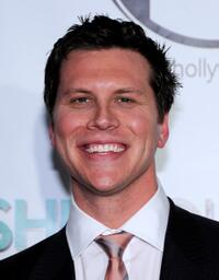 Hayes MacArthur at the Las Vegas premiere of "She's Out of My League."