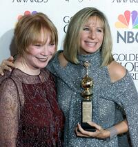 Shirley MacLaine and Barbra Streisand at the 57th Golden Globes.