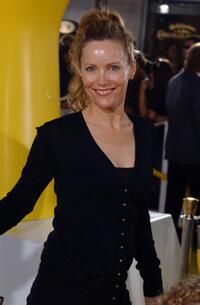 Leslie Mann at the California premiere of "The Simpsons Movie."