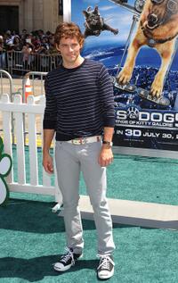 James Marsden at the California premiere of "Cats & Dogs: The Revenge of Kitty Galore."