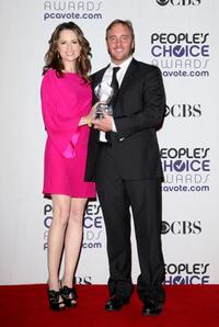 Paula Marshall and Jay Mohr at the 35th Annual People's Choice Awards.