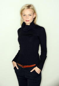 Samantha Mathis at the 5th Annual Tribeca Film Festival, poses for a portrait of the film "Local Color".