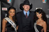 Rachel Smith, Trace Adkins and Riyo Mori at the viewing party of "The Celebrity Apprentice."