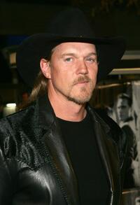 Trace Adkins at the premiere of "Walk The Line."