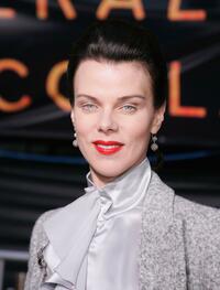 Debi Mazar at the premiere of "Collateral."