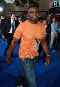 Darius McCrary at the premiere of "Transformers."