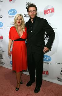 Tori Spelling and Dean McDermott at the Beverly Hills 90210: The Complete First Season DVD party.