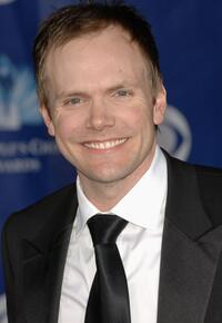 Joel McHale at the 32nd Annual People's Choice Awards.