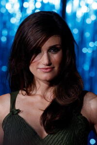 Idina Menzel at the L.A. premiere of "Enchanted."