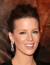 Kate Beckinsale at the premiere of "Live Free Or Die Hard".