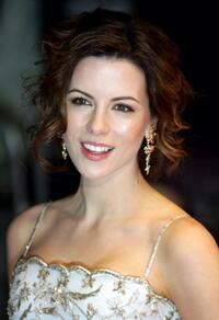 Kate Beckinsale at the premiere of "The Aviator".