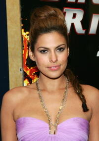 Eva Mendes at the "Ghost Rider" premiere.
