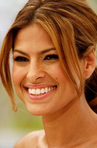 Eva Mendes at the Cannes photocall for "We Own The Night."