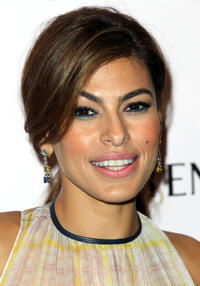 Eva Mendes at the California premiere of "Girl In Progress."