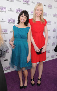Kate Micucci and Riki Lindhome at the 2012 Film Independent Spirit Awards.