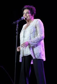 Liza Minnelli at the stage during "Liza a Live" concert.