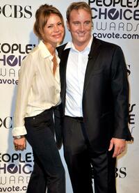 Nikki Cox and Jay Mohr at the 35th Annual People's Choice Awards nominations.