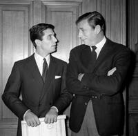Yves Montand and French crooners Gilbert Beaud at the 1964 award ceremony during the "Grand Prix du Disque".