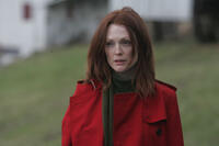Julianne Moore in "6 Souls."
