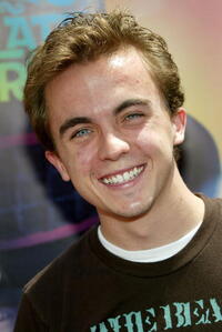 Frankie Muniz at the premiere of "Charlie And The Chocolate Factory".