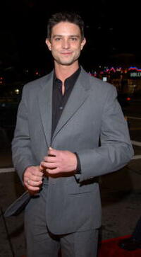 Jason Behr at the L.A. premiere of "The Shipping News."
