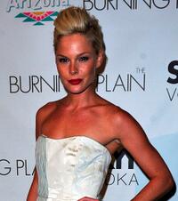 Kate Nauta at the screening of "The Burning Plain."