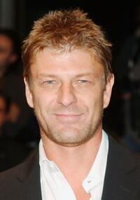 Sean Bean at the premiere of "National Treasure".