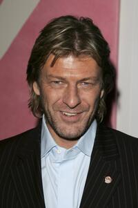 Sean Bean at the Premiere of "North Country".