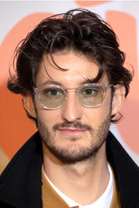 PIerre Niney at the "Les Bad Guys" photocall in Paris.