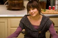 Bojana Novakovic as Emma Craven in "Edge of Darkness."