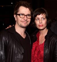Gary Oldman and his wife Donya Fiorentino at the Los Angeles premiere of "Before Night Falls".
