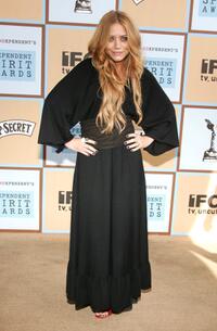Mary-Kate Olsen at the Film Independents 2006 Independent Spirit Awards.