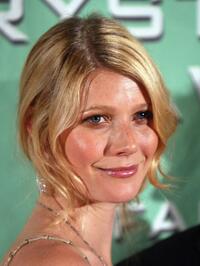 Gwyneth Paltrow at the 2004 Crystal & Lucy Awards - "A Family Affair: Women in Film Celebrates The Paltrow Family."