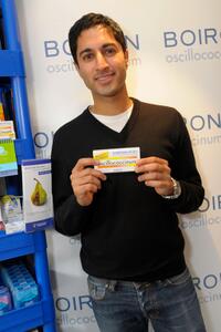Maulik Pancholy at the Luxury Lounge in honor of 2008 SAG Awards.