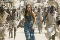Camilla Belle as Evolet in "10,000 B.C."