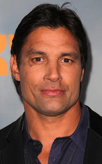 Manu Bennett at the California premiere of "Spartacus: Vengeance."