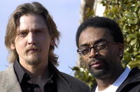 Barry Pepper and Spike Lee at the promotion of "25th Hour".