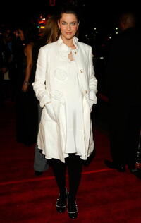 Amanda Peet at the L.A. premiere of "Smokin Aces."