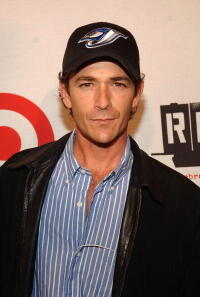 Luke Perry at the 10th Anniversary of "Rent."