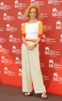 Lucia Poli at the photocall of "Le Ombre Rosse" during the 66th Venice Film Festival.