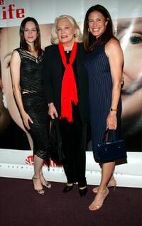 Susan May Pratt, Gena Rowlands and Mimi Rogers at the premiere of "Charms for the Easy Life."