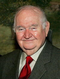 Robert Prosky at the opening night of "Democracy".