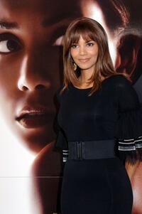 Halle Berry at the photocall of "Perfect Stranger."