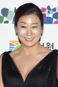 Ra Mi-Ran at the 34th Blue Dragon Film Awards in Seoul.