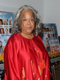Della Reese at the premiere of "Expecting Mary."