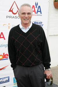 Joe Regalbuto at the 1st Annual National Kidney Foundation Celebrity Golf Classic.