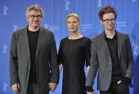 Director Richard Loncraine, Renee Zellweger and Mark Rendall at the photocall of "My One And Only" during the 59th Berlin Film Festival.